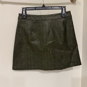 BB Dakota Dark Green Textured A-Line Skirt